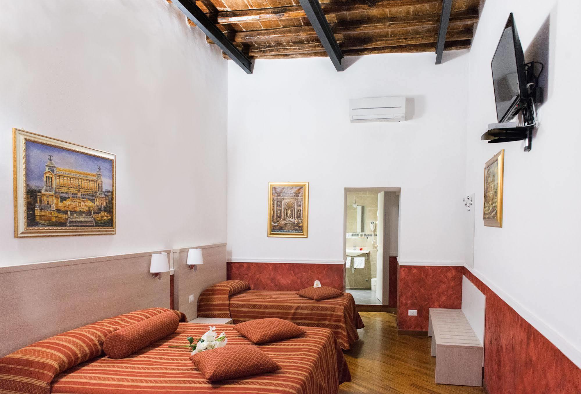 Domus Capilupi Bed & Breakfast Rome Exterior photo