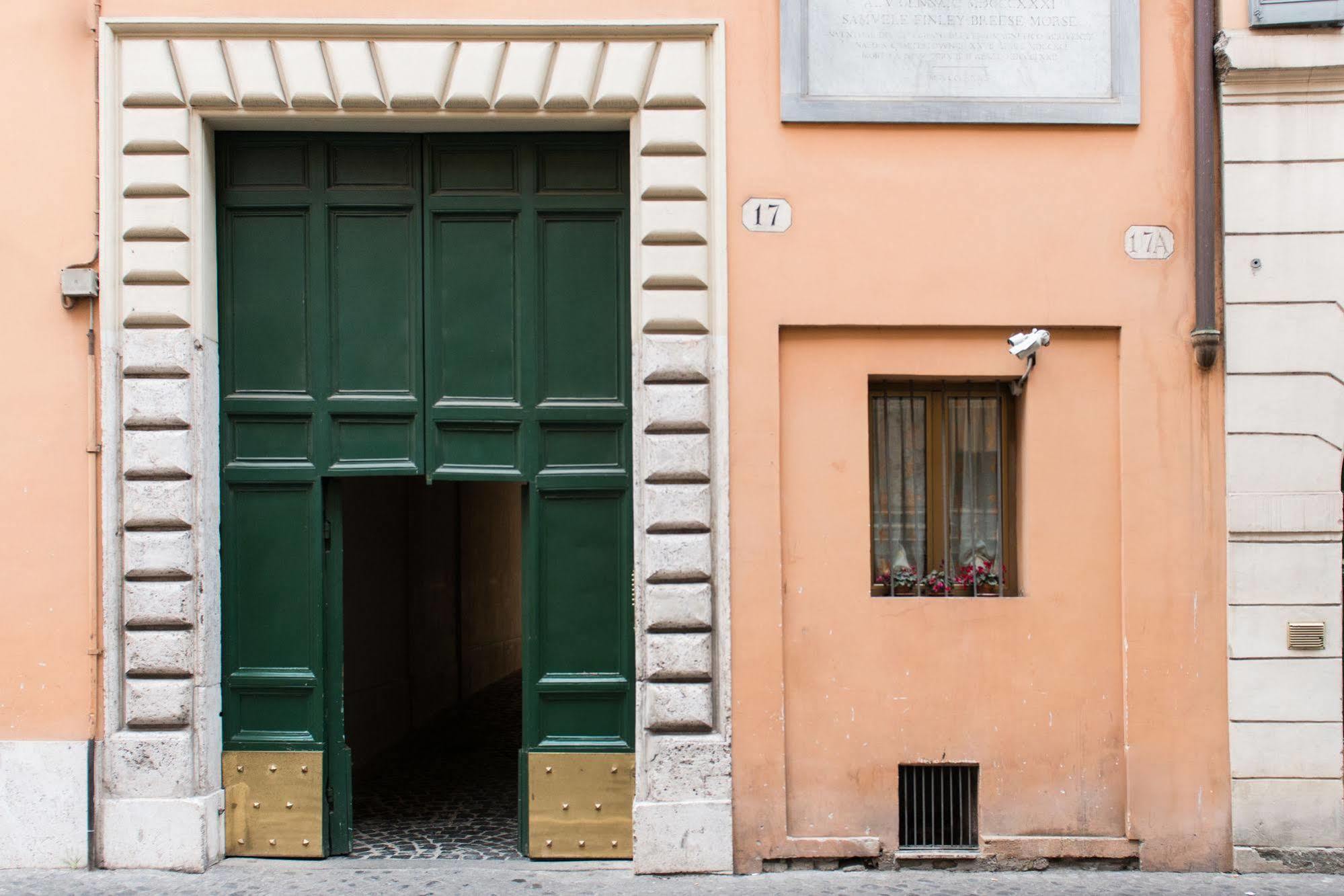 Domus Capilupi Bed & Breakfast Rome Exterior photo